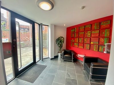 Property Image for 3a The Courtyard 6 London Road, Newbury, West Berkshire, RG14 1AX