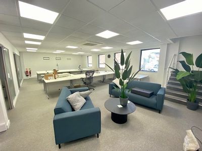 Property Image for 3a The Courtyard 6 London Road, Newbury, West Berkshire, RG14 1AX