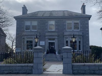 Property Image for 13 Queens Road, Aberdeen, Aberdeenshire, AB15 4YL