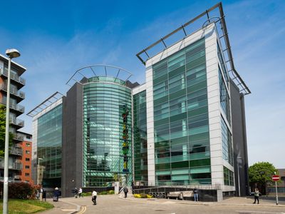 Property Image for 2 City Walk, Leeds, West Yorkshire, LS11 9AR