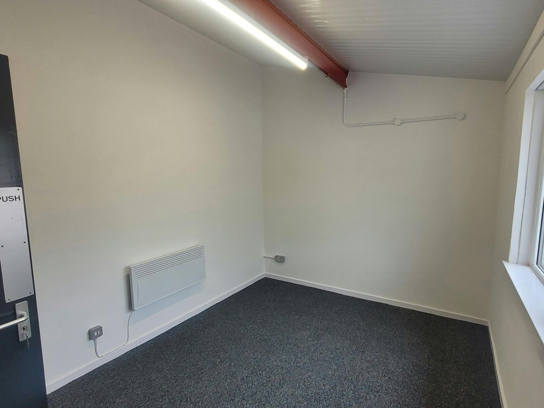 42 - 62 Telford Place, Lenziemill Industrial Estate, Cumbernauld, G67 2AX