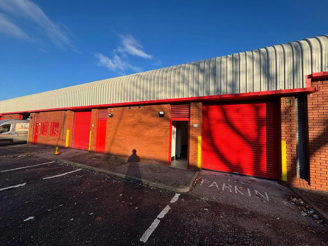 London Road Industrial Estate, Arrol Place, Glasgow, G40 3NY