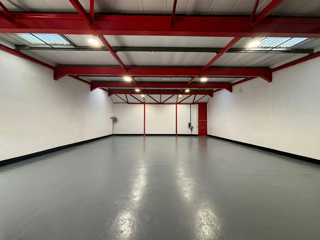 London Road Industrial Estate, Arrol Place, Glasgow, G40 3NY