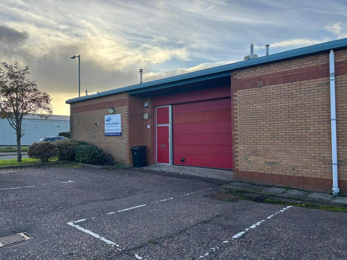Colquhoun Park, Hillington Park, Glasgow, G52 4RE