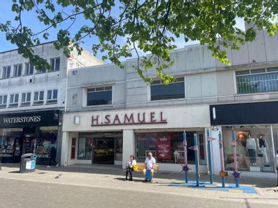 Property Image for 94-96 London Road North, Lowestoft