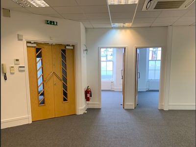 Property Image for 9 Golden Square, Aberdeen, Aberdeenshire, AB10 1RB