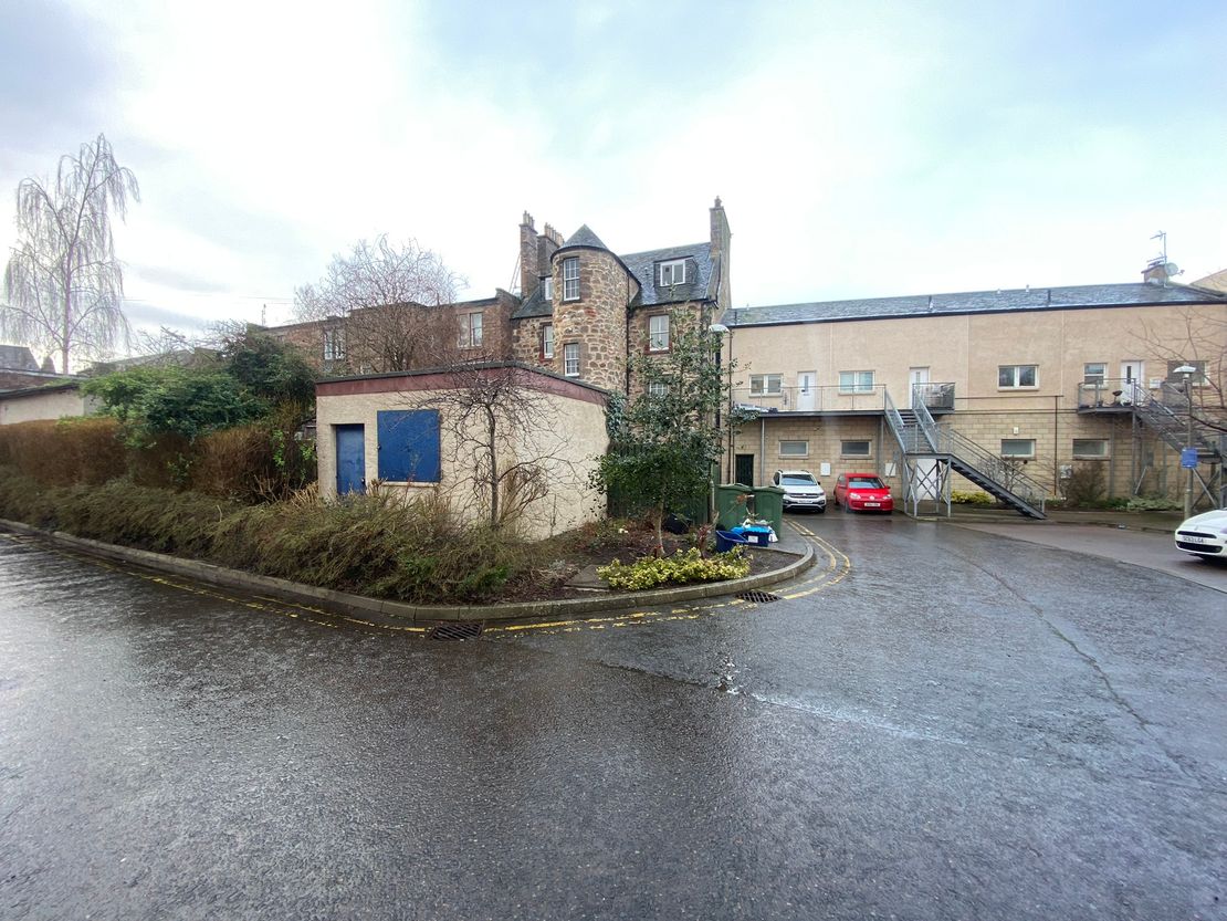 Ambassador Court, Edinburgh, EH21 7AQ