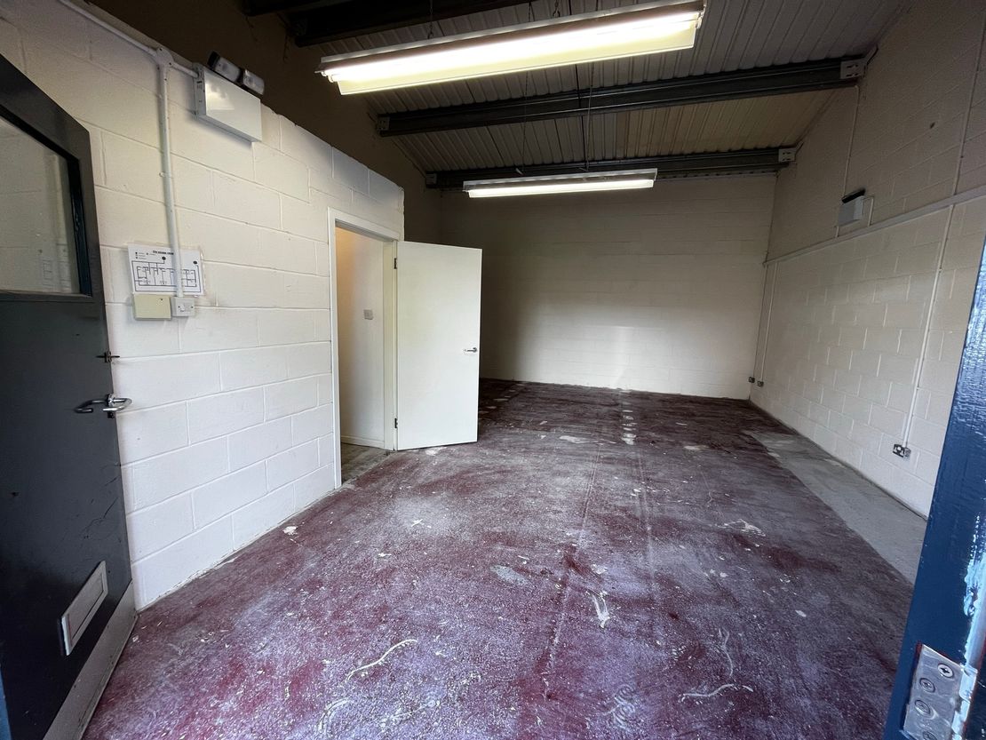 Deans Industrial Estate, Unit 1 St. Andrews Way Business Units, Livingston, West Lothian, EH54 8GZ