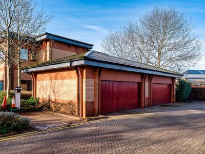 Property Image for Mariner Court, Clydebank, G81 2NR