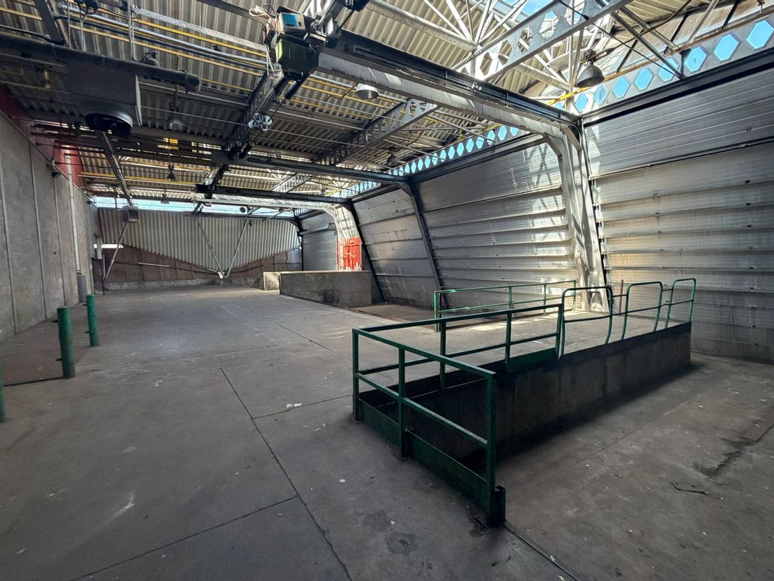Unit 5 Junction 5, M8 Business Park Calderhead Road, Shotts, Lanarkshire, ML7 4EQ