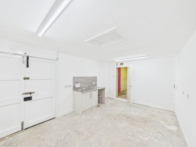 Property Image for 44 Waterside Street, Strathaven, Lanarkshire, ML10 6AW
