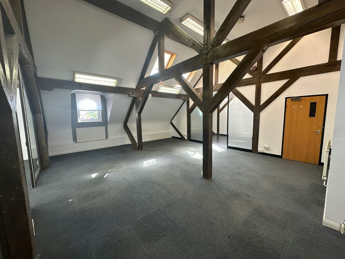 Suite 4A, Victoria House, South Street, Farnham, GU9 7QU