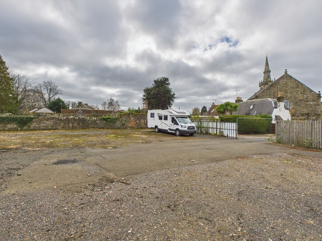Short Lane / Ashlar Lane, Cupar, Fife, KY15 5EQ
