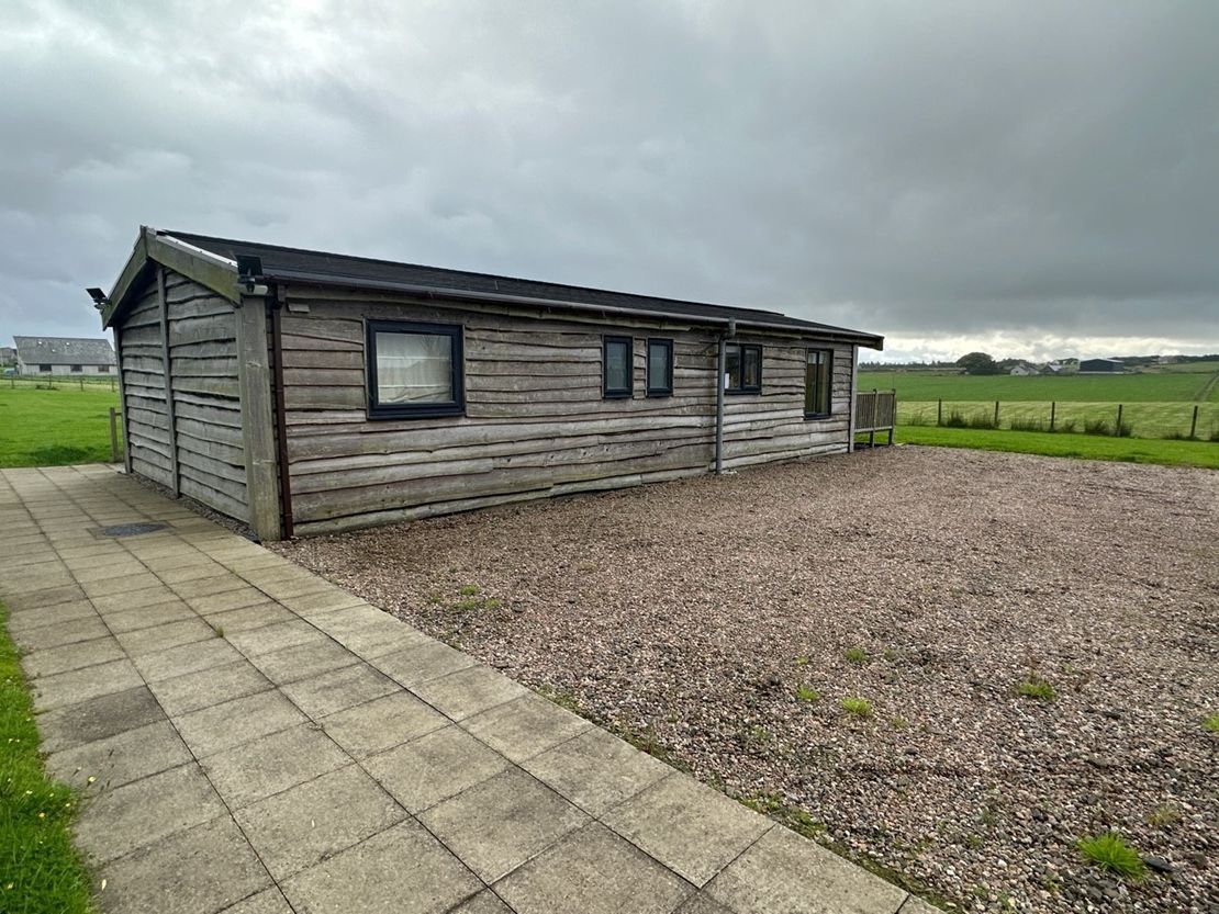 Former Schoolhouse & Lodge, Main Street, Lybster, Caithness, KW3 6BJ