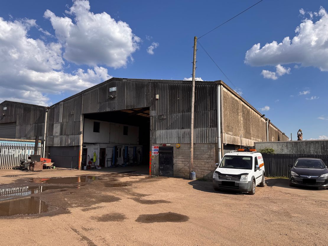 Building 2 Chestnut Farm, Syston Road, Cossington, Leicestershire, LE7 4UZ