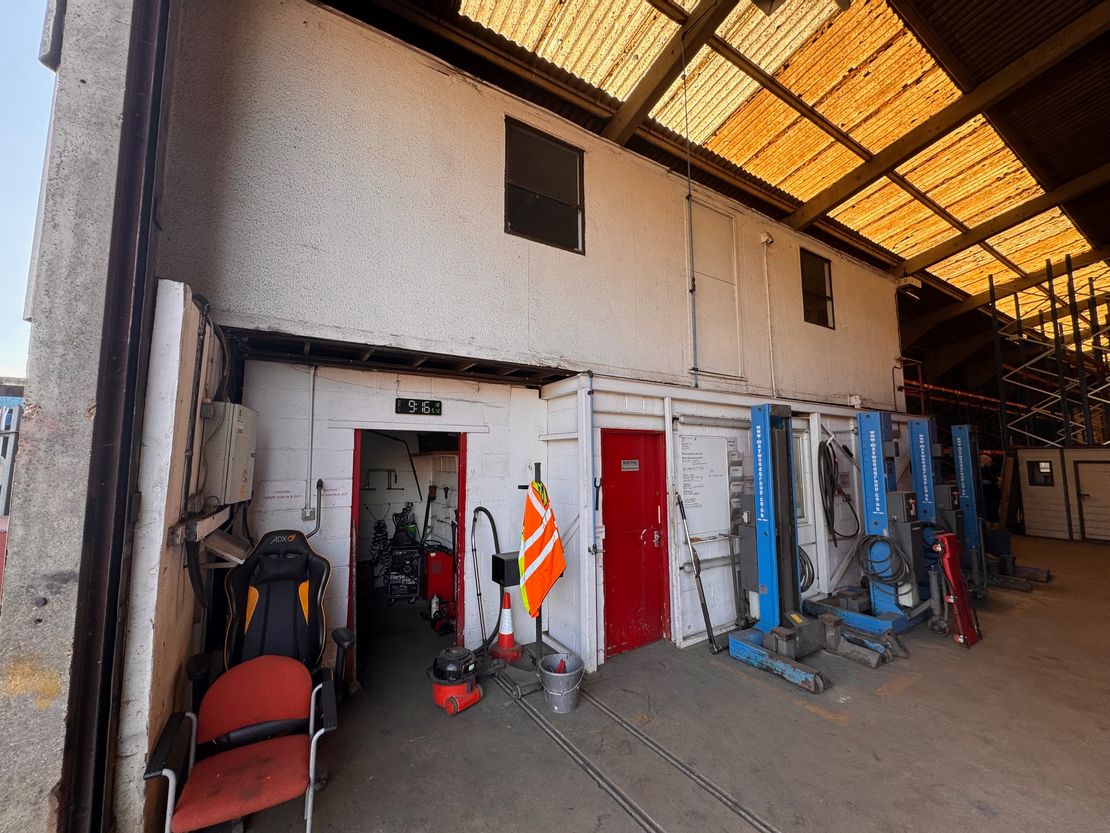 Building 2 Chestnut Farm, Syston Road, Cossington, Leicestershire, LE7 4UZ