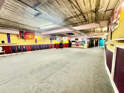 Property Image for First Floor 23 High Street North, Dunstable, Bedfordshire, LU6 1HX