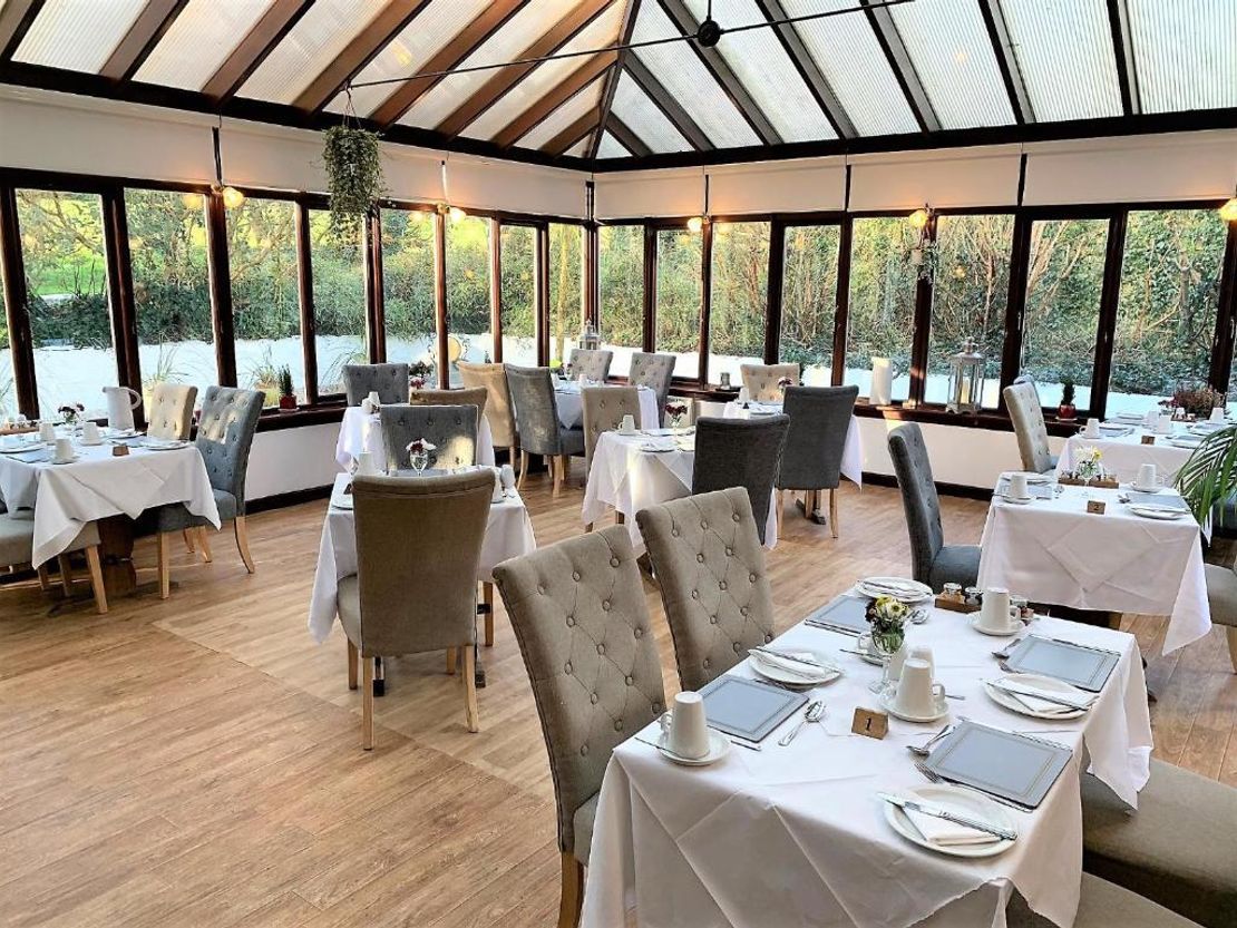 Torrs Warren Country House Hotel & Stables Cottage, Stoneykirk, Nr. Portpatrick, Dumfries And Galloway, DG9 9DH