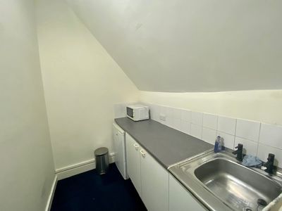 Property Image for 74 Bartholomew Street, Newbury, West Berkshire, RG14 7BE