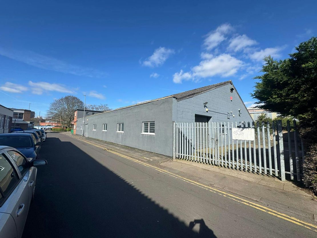 Barton Manor, Bristol, BS2 0RL