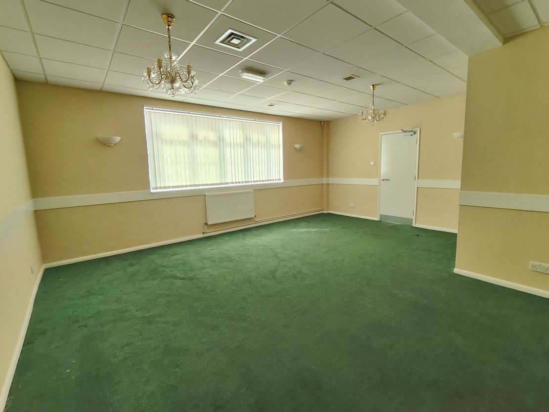Kettering, 59 Edinburgh Road, NN16 8NZ