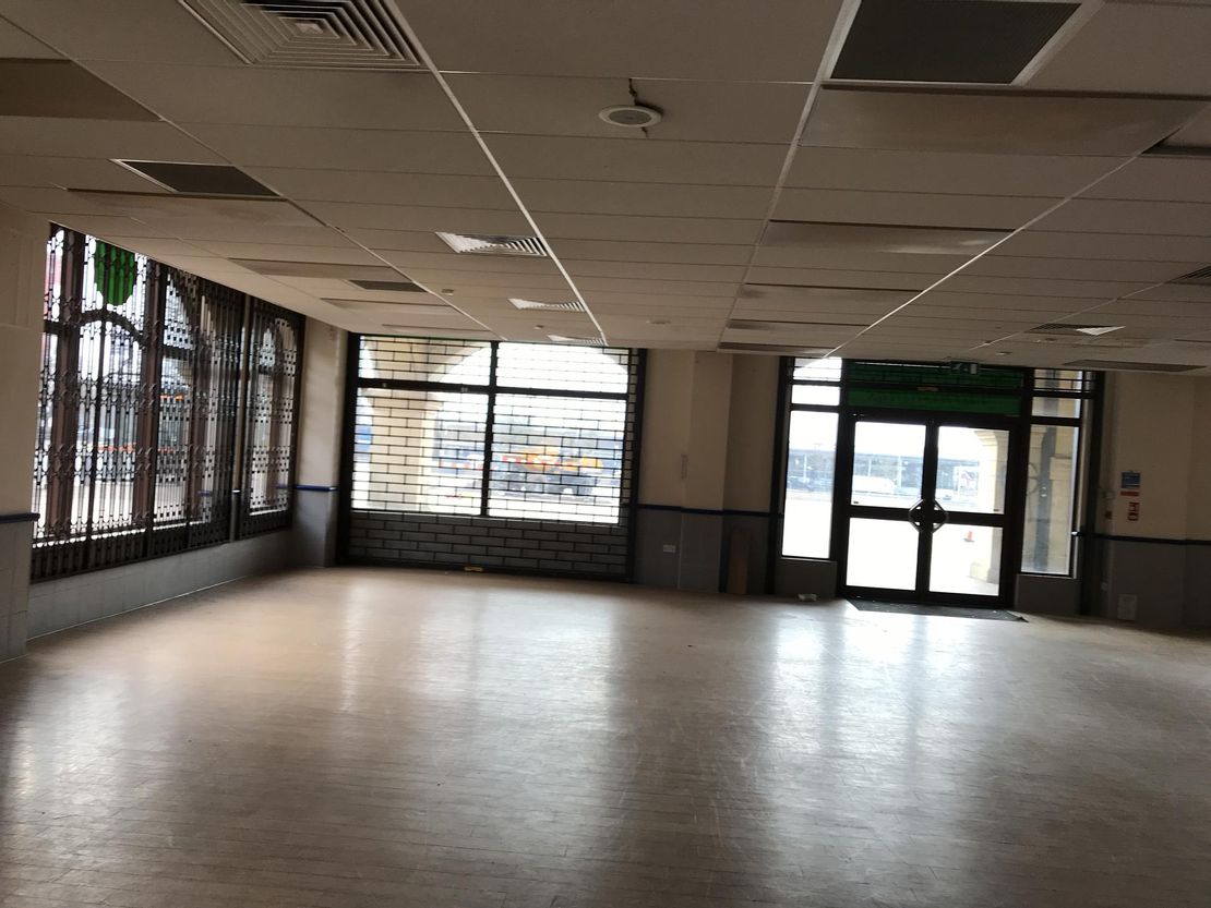 Wolverhampton, Unit 4, Market Plaza, WV3 0NF