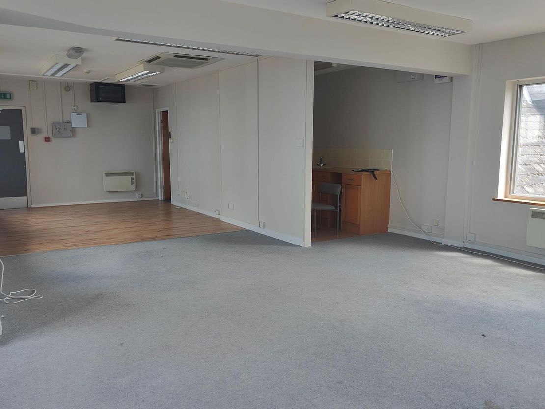 Cirencester, 1st Floor, 39 Castle Street, GL7 1QD