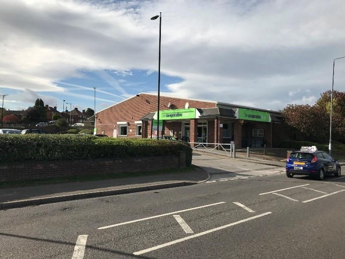 Worksop, Carlton in Lindrick, Doncaster Road, S81 9JX