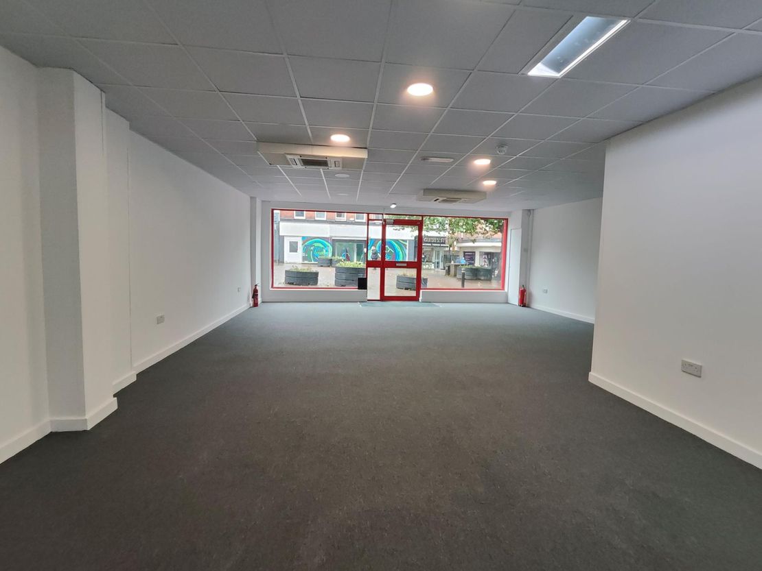 Newcastle Under Lyme, 5-6 Ironmarket, ST5 1RF