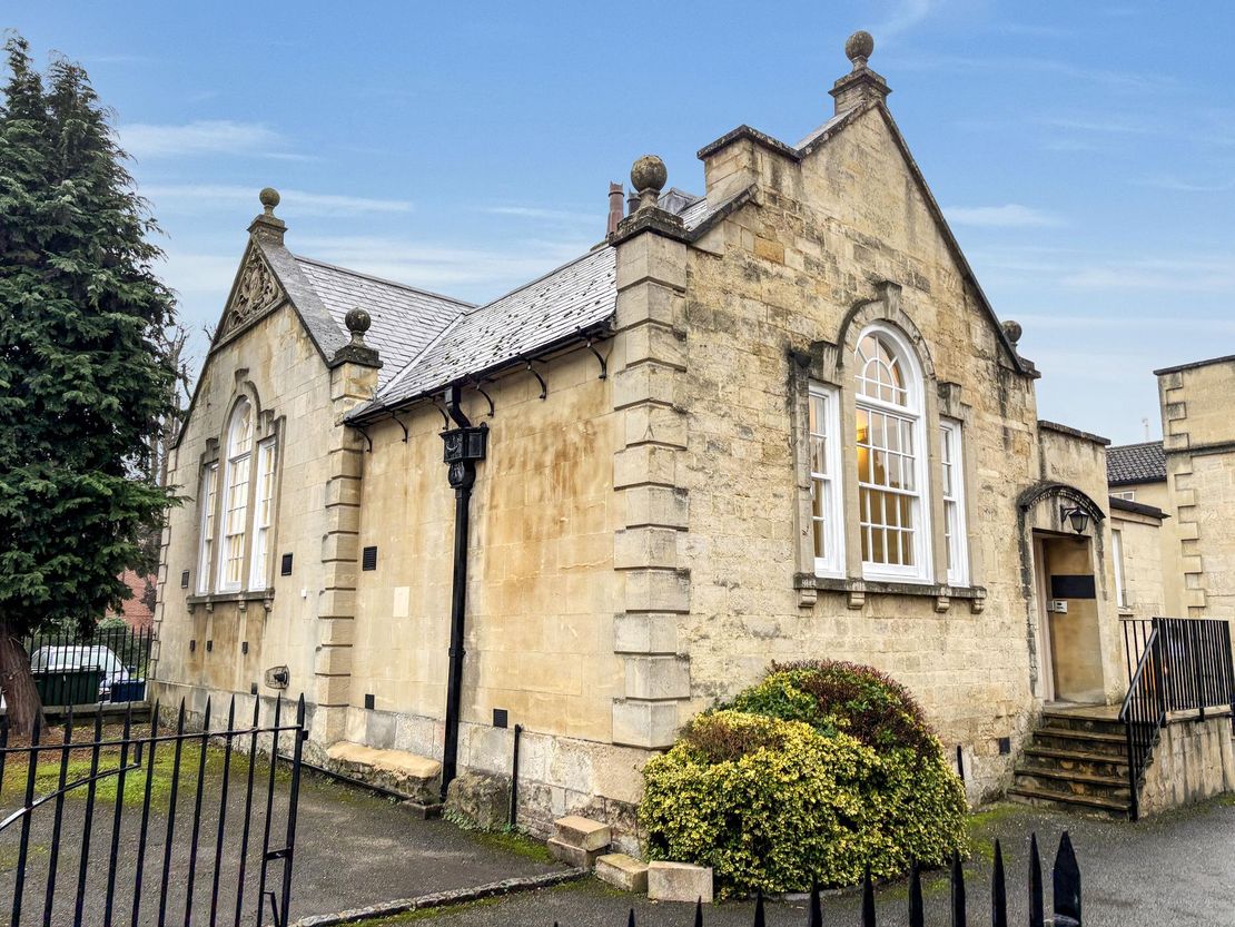 Angel Court 81, St. Clements Street, Oxford, OX4 1AW