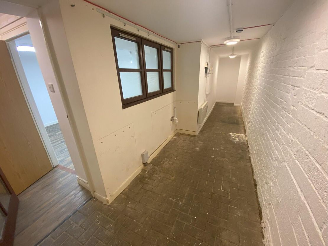 65 Gloucester Street Cirencester, GL7 2DJ