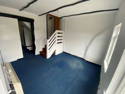 Property Image for Squires Place, 4 High Street, Toddington, Dunstable, Bedfordshire, LU5 6ET