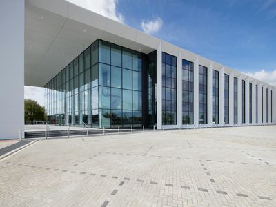 Property Image for 234 Bath Road, Slough, Slough, SL1 4EE