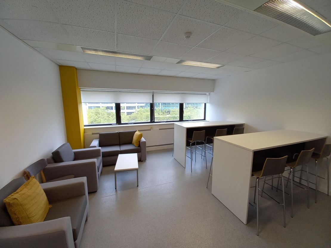 Acorn House, Suite 3, 11-16 Midsummer Boulevard, Milton Keynes, Buckinghamshire, MK9 3HP