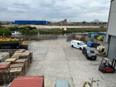 Property Image for 1a Towpath Road & 3 Anthony Way, Stonehill Business Park, London, Greater London, N18 3QT
