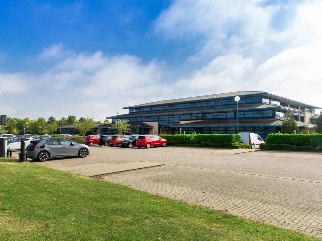 46 Shenley Pavilions, Chalkdell Drive, Shenley Wood, Milton Keynes, MK5 6LB