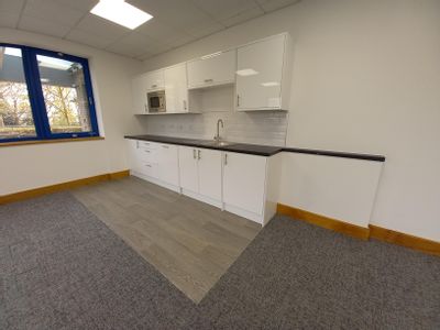Property Image for First Floor, Sherwood House, Bletchley, Milton Keynes, Buckinghamshire, MK3 6RT