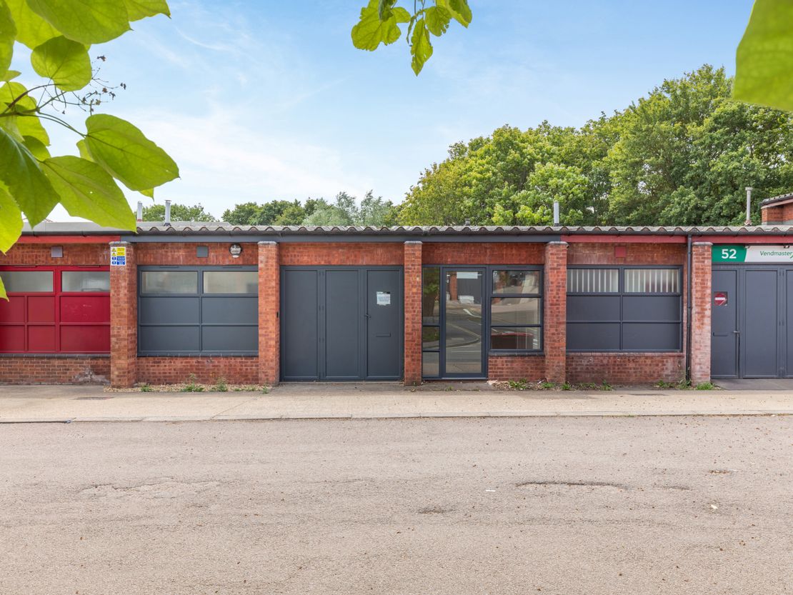 53 Abbey Court, Bradwell Abbey, Milton Keynes, MK13 9HB