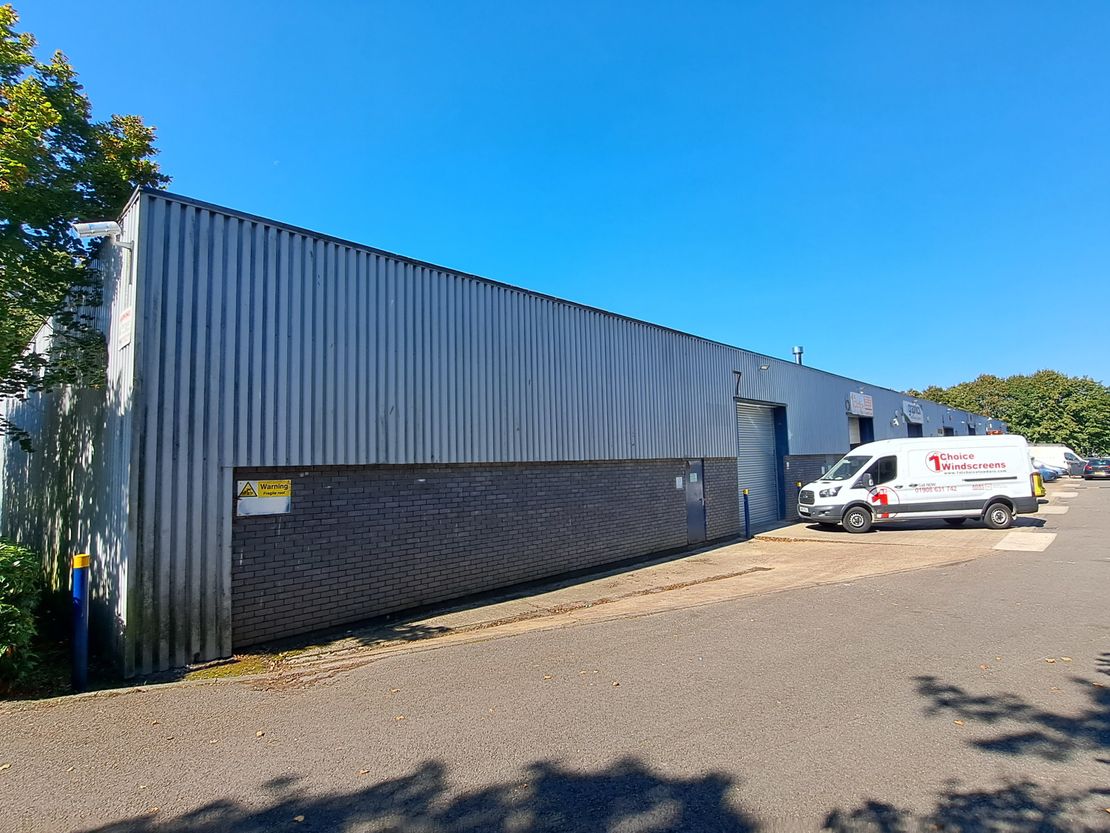 7 Clarke Road, Mount Farm, Milton Keynes, MK1 1LG