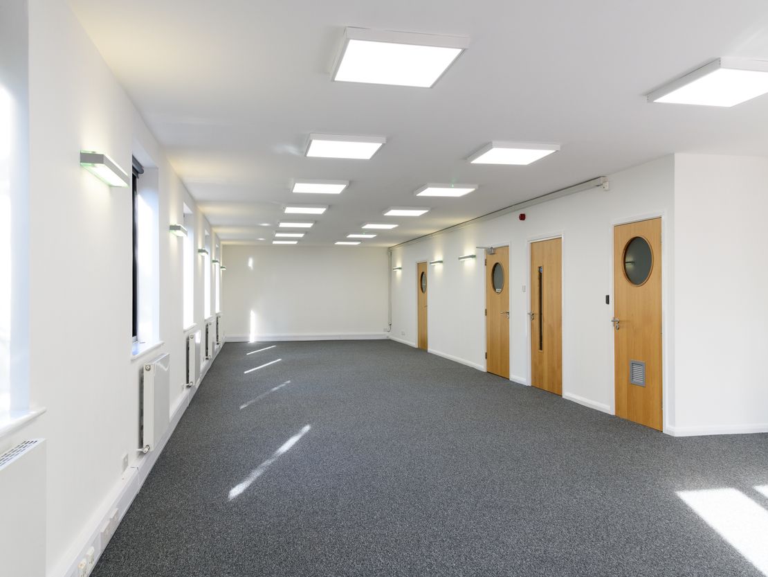9 Warren Yard, Wolverton Mill, Milton Keynes, MK12 5NW