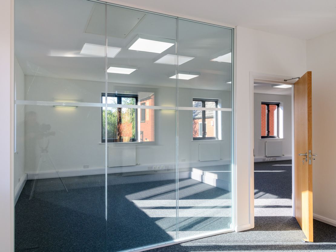 9 Warren Yard, Wolverton Mill, Milton Keynes, MK12 5NW