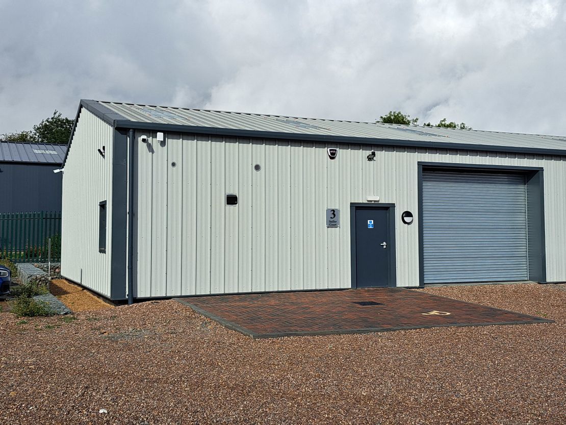 Unit 3 Sadler Court, Greensbury Farm, Thurleigh Road, Bolnhurst, Bedford, Bedfordshire, MK44 2ET