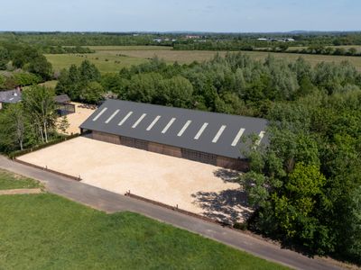 Property Image for Box 5 - Boxengasse, Langford Lane, Bicester, South East, OX25 2NS