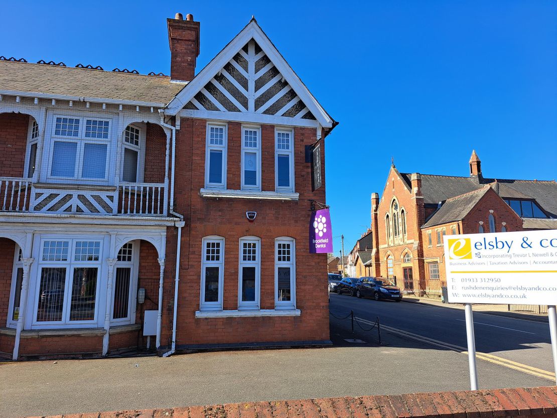 Brookfield House, 1 Brookfield Road, Rushden, NN10 9TQ