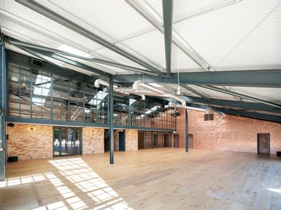 Property Image for Box 4 - Boxengasse, Langford Lane, Bicester, South East, OX25 2NS