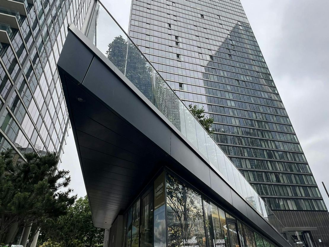 Landmark Pinnacle, Marsh Wall, London, E14 9GU