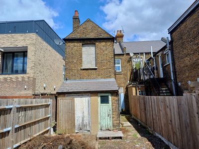 Property Image for 99 Ordnance Road, Enfield, Greater London, EN3 6AG