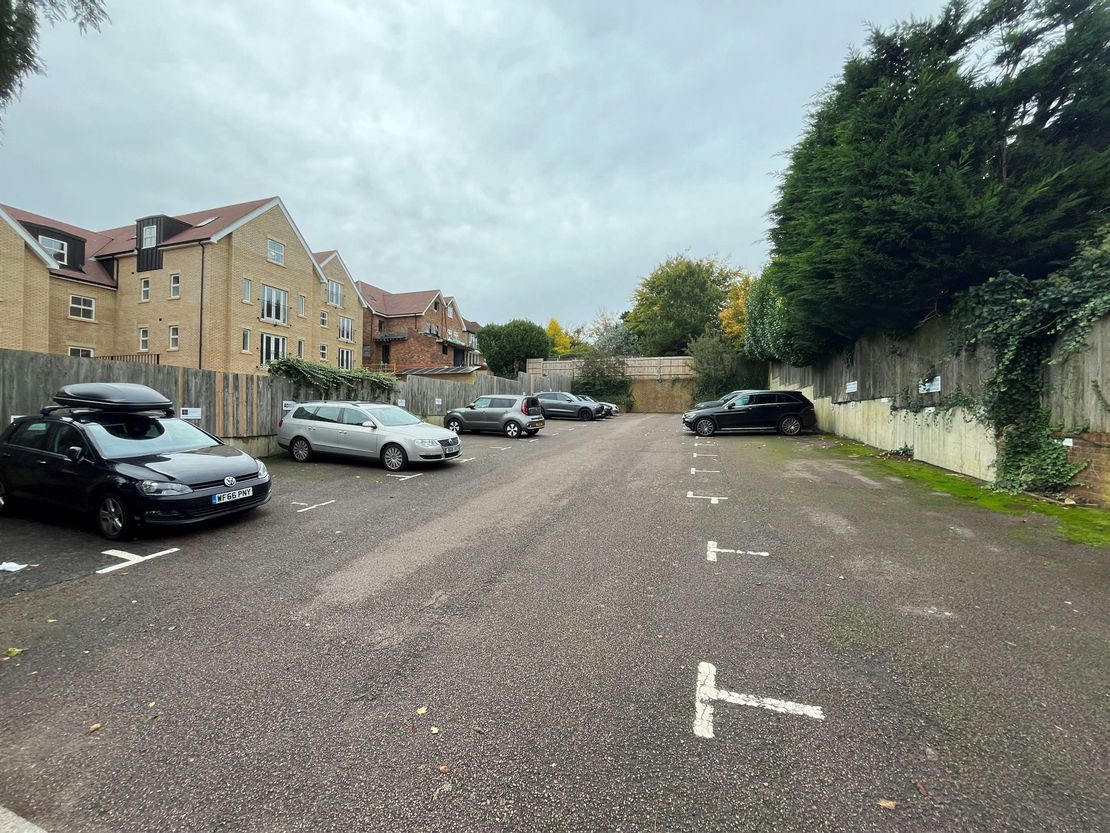 3 Kinsbourne Court, 96/100 Luton Road, Harpenden, AL5 3BL