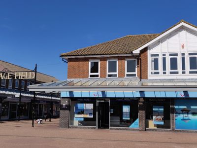 Property Image for 31-33, Vicarage Field, Hailsham, BN27 1BG