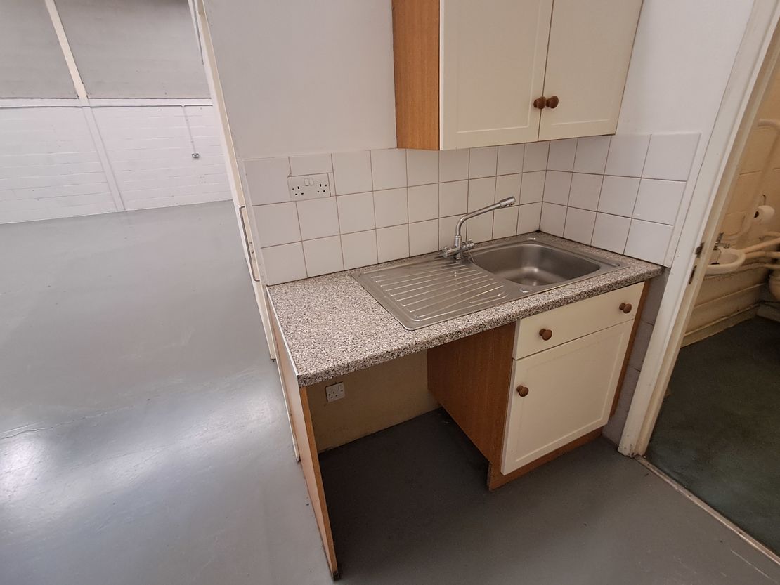 Unit 16 Swift Centre, 41 Imperial Way, Croydon, Surrey, CR0 4RL